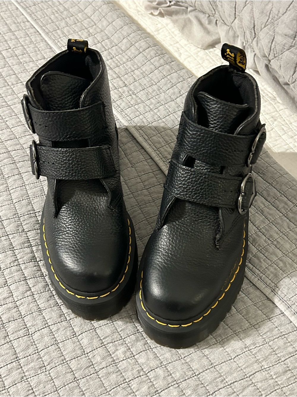 Dr Marten’s Devon flower platform bootie